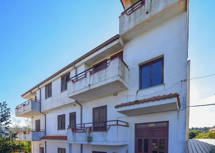 Apartamento 1 Bedroom Gorgeous In