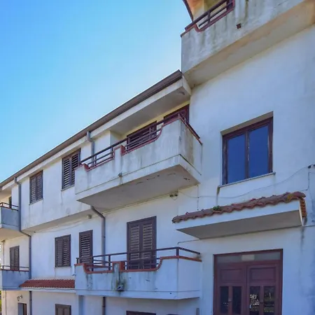 Διαμέρισμα 1 Bedroom Gorgeous In