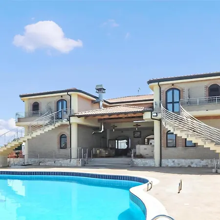 1 Bedroom Gorgeous In *