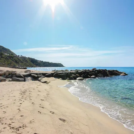 1 Bedroom Gorgeous In * Briatico