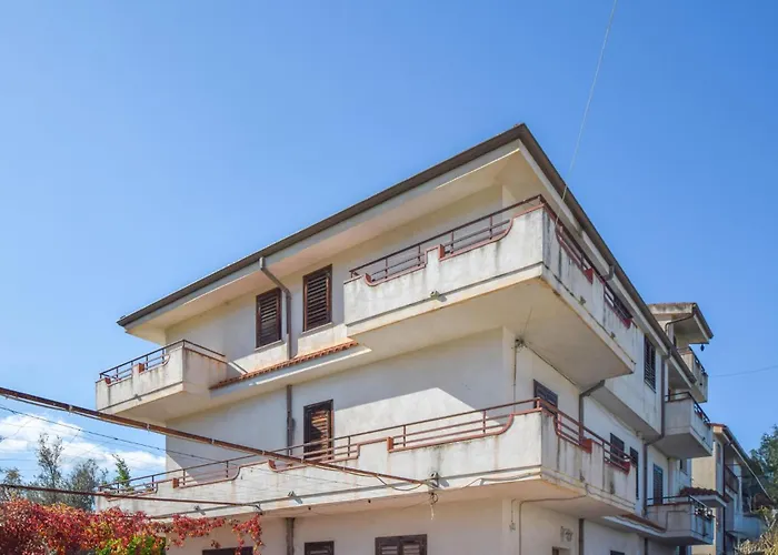 1 Bedroom Gorgeous In Lägenhet *