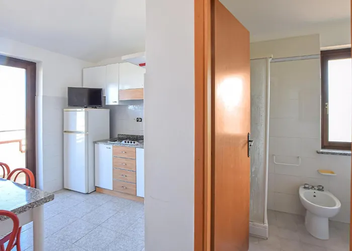 1 Bedroom Gorgeous In Διαμέρισμα