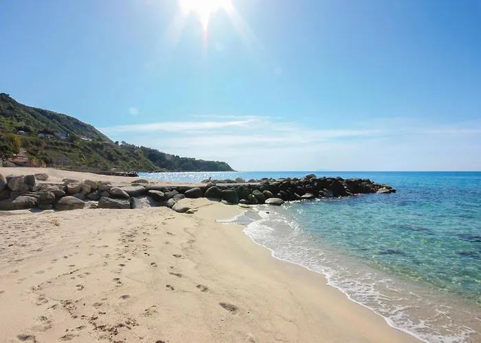 1 Bedroom Gorgeous In * Briatico